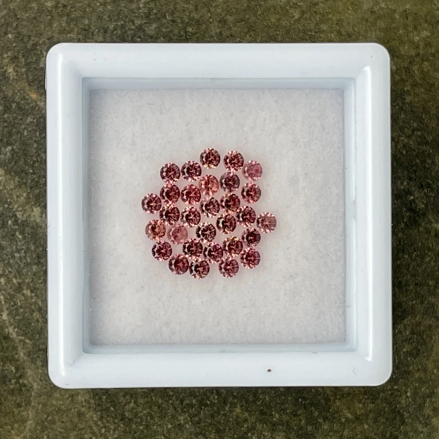 SFC013P1 Sapphire Parcel (30 pcs) | 1.80 mm Precision-Cut Brilliant | Golden-Rosé Color | Songea, Tanzania - Image 1