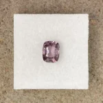 Spinel 1.53 ct | Cushion | Greyish Pink  | Mogok, Burma (Myanmar) - Image 2