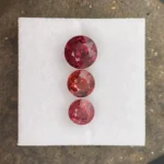 Malaya Garnet Layout  8.96 ct | Round | Shades of Red | Umba Valley, Tanzania - Image 2