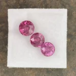 Umbalite (Rhodolite Garnet) Layout  4.88 ct | Round | Violet Pink | Umba Valley, Tanzania
