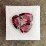 Umbalite (Rhodolite Garnet) Layout 7.61 ct | Pear Shape | Violet Red | Umba Valley, Tanzania - Image 2