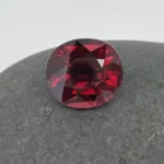 Rhodolite Garnet  15.15 ct | Oval |  Oxblood Red | Umba Valley, Tanzania - Image 2