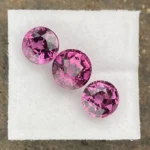 Umbalite (Rhodolite Garnet) 3-Stone Set 7.85 ct | Round | Violet Pink | Umba Valley, Tanzania - Image 3