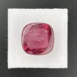 Rubellite 13.28 ct | 14 x 14 mm Cushion Cabochon | Violet Red | Antsirabe, Madagascar - Image 3